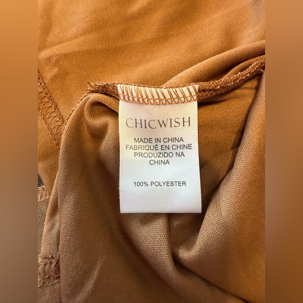 Chicwish SZ S/M 3D Black Velvet Floral and Tan Mesh Tulle Lined Elastic waist - Picture 8 of 9